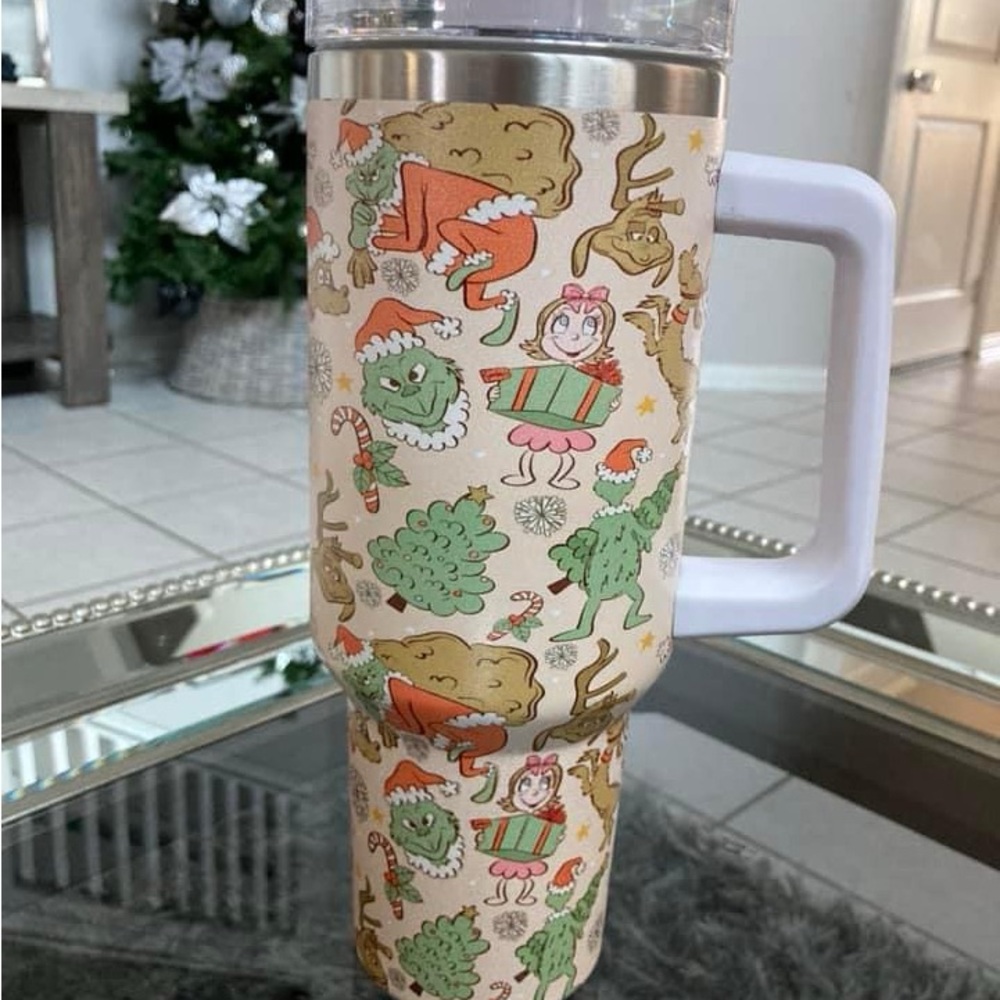 Grinchy Tumbler 40oz